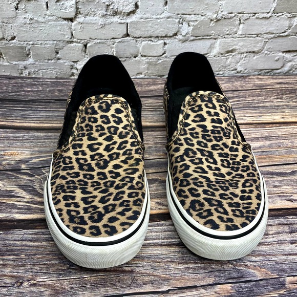 Vans Leopard Print Slip-On Sneakers - Picture 2 of 7